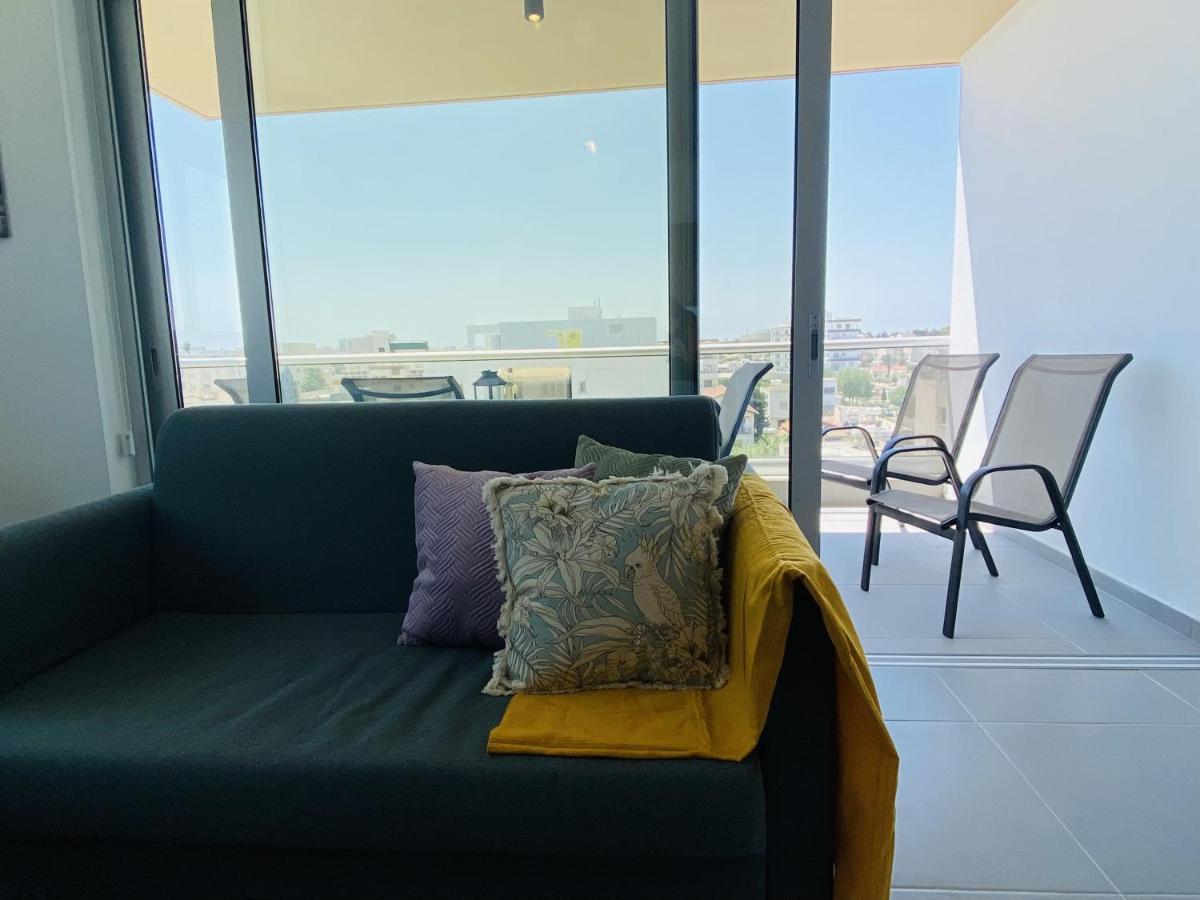 Silver Line 1-Bedroom Apartment In Larnaca Exteriér fotografie