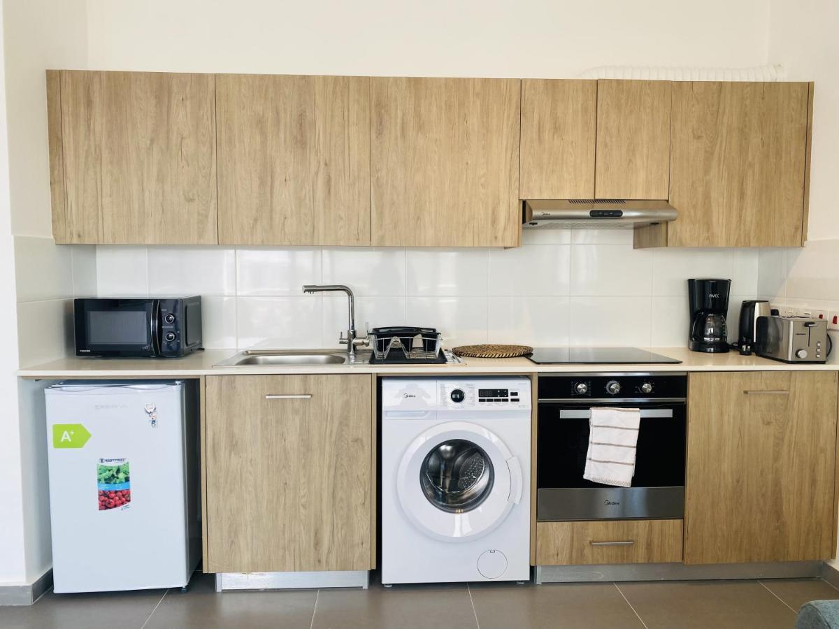 Silver Line 1-Bedroom Apartment In Larnaca Exteriér fotografie