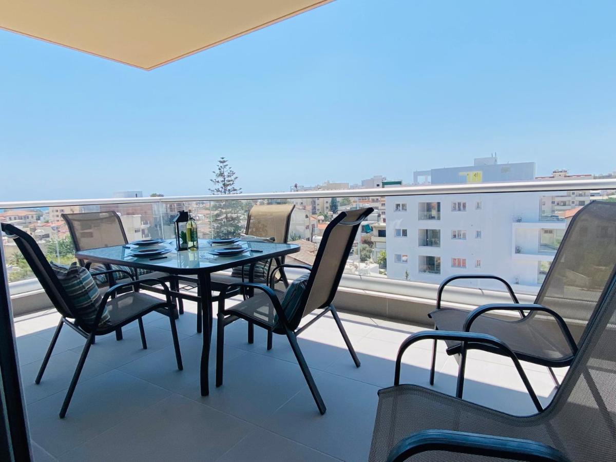 Silver Line 1-Bedroom Apartment In Larnaca Exteriér fotografie