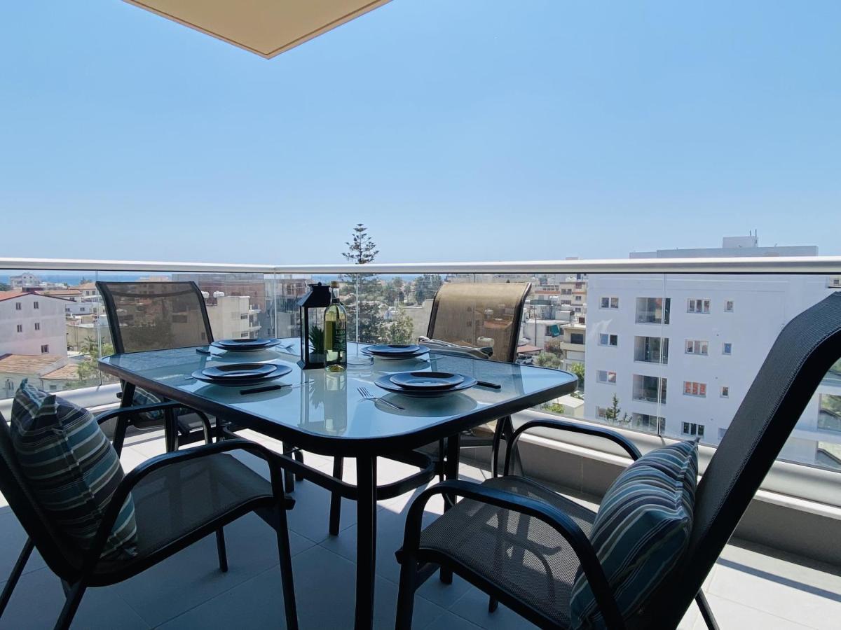 Silver Line 1-Bedroom Apartment In Larnaca Exteriér fotografie